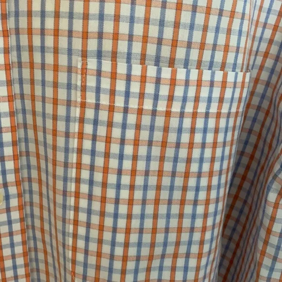 Chaps men’s shirt, 2nd photo is true color - Picture 2 of 4